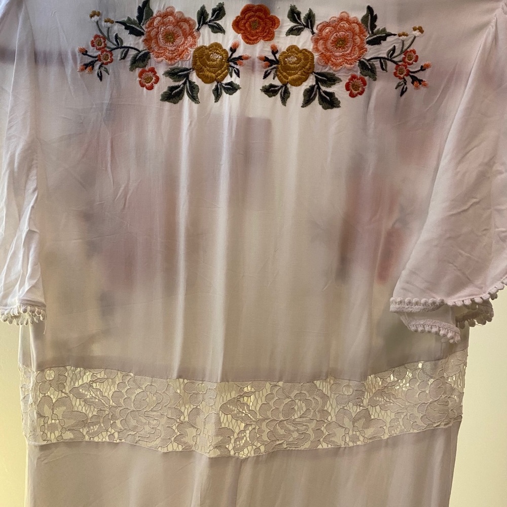 Forever21 White Floral Duster